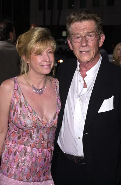 John Hurt and wife Jo — Stock Photo, Image