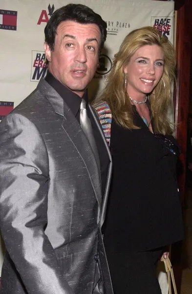 Sylvester stallone en vrouw jennifer flavin — Stockfoto