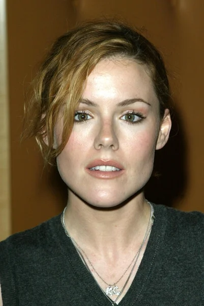 Kathleen Robertson — Stok fotoğraf