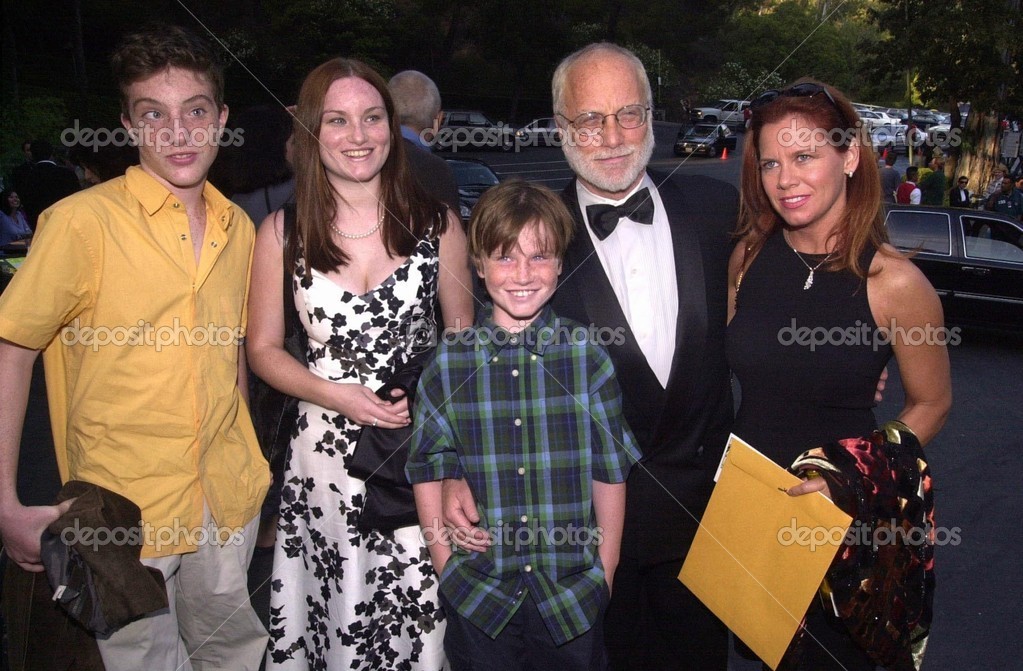 Richard Dreyfuss and family Stock Editorial Photo © s_bukley 17897635