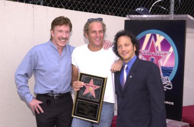 chuck Norris, rob schneider ve michael bolton