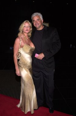 John O'Hurley ve tarihi Jules Moreau