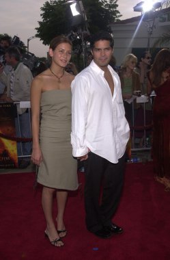 Esai morales ve tarihi