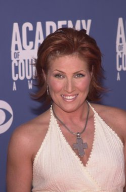 Jo Dee Messina