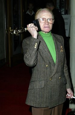 Kırmızı Düğmeler