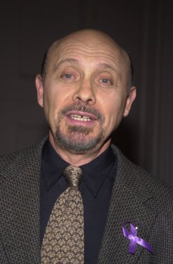 Hector Elizondo