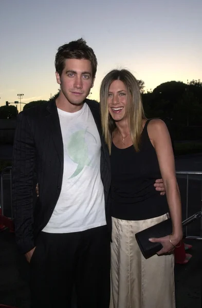 Jake Gyllenhaal y Jennifer Aniston —  Fotos de Stock