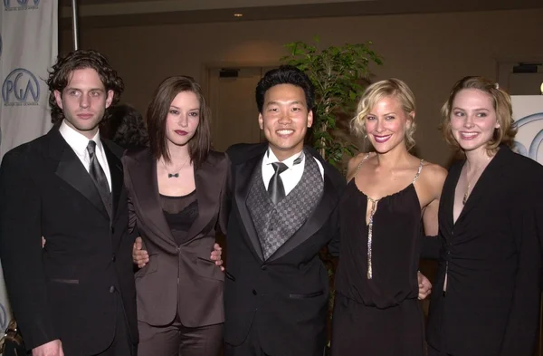 Glenn Howerton, Chyler Leigh, Eddie Shin, Brittany Daniel e Tinsley Grimes — Fotografia de Stock