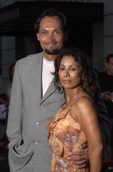 Jimmy smits och datum wanda de jesus — Stockfoto