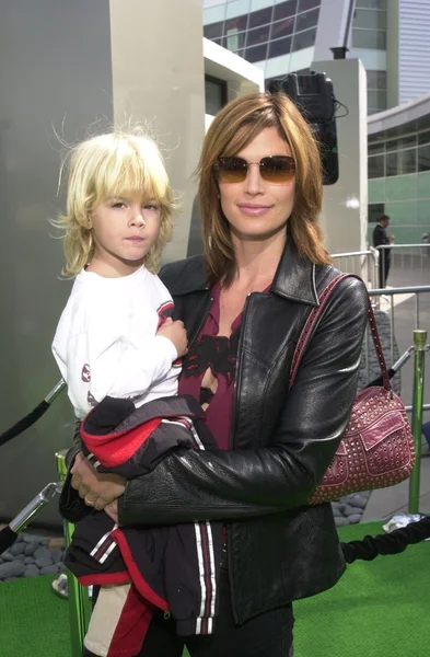 Cindy Crawford y su hijo Presley —  Fotos de Stock