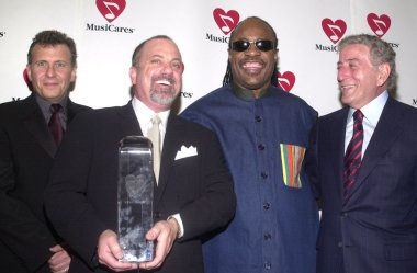 Paul reiser, billy joel, stevie wonder ve tony bennett
