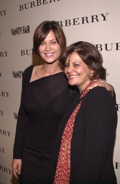 Catherine bell ve annesi mina