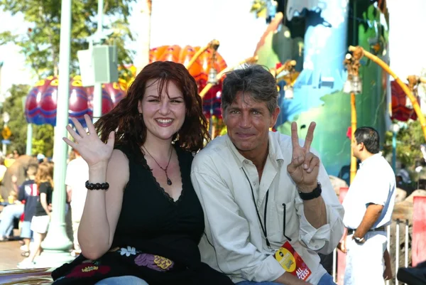 Sara Rue and Eric Roberts — Stock Photo, Image