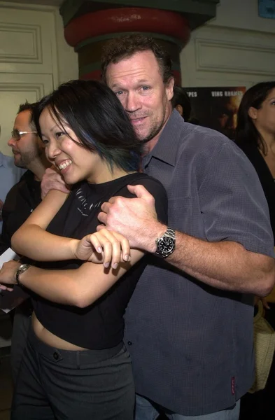 Michael rooker a julie chang — Stock fotografie