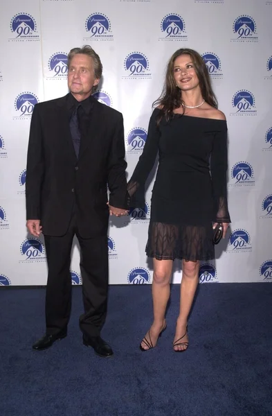 Michael Douglas y Caterine Zeta Jones —  Fotos de Stock