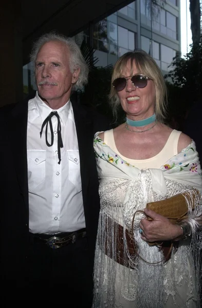 Bruce Dern y su esposa Andrea — Foto de Stock
