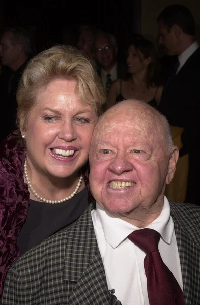 Mickey Rooney and wife January — Stock Photo, Image