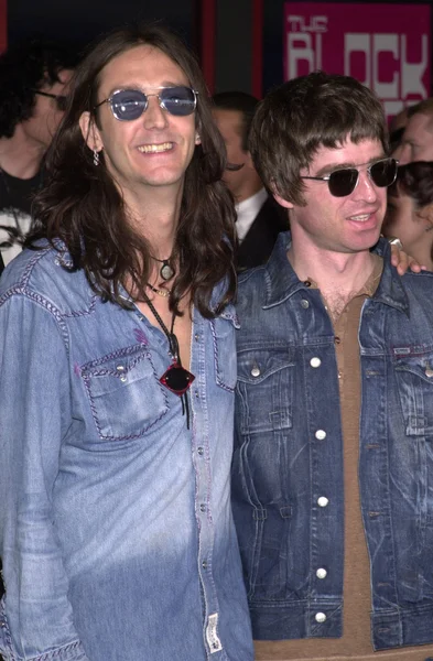Chris Robinson e Noel Gallagher — Foto Stock