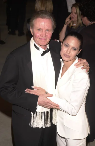 Angelina jolie och jon voight — Stockfoto