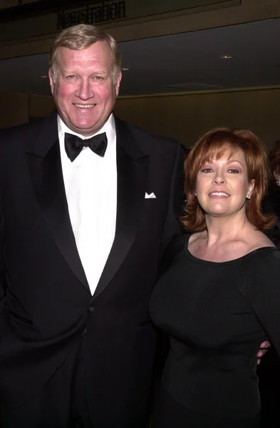 Ken Howard y su esposa Linda — Foto de Stock