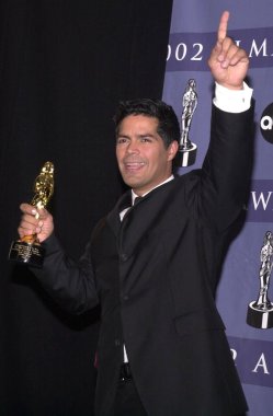 Esai morales
