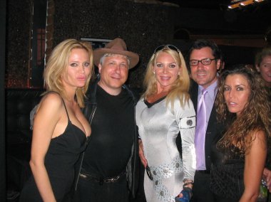 Leesa rowland, smokey km, shelley michelle, jeff Rektör ve arkadaş