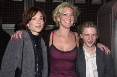 Marilu Henner, Erin Chandler, Luke Eberl