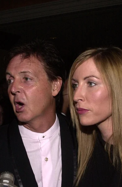 Paul McCartney and wife Heather Mills — Stock Photo, Image