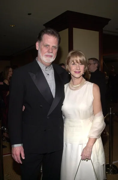 Taylor Hackford and wife Helen Mirren — Stock Photo, Image