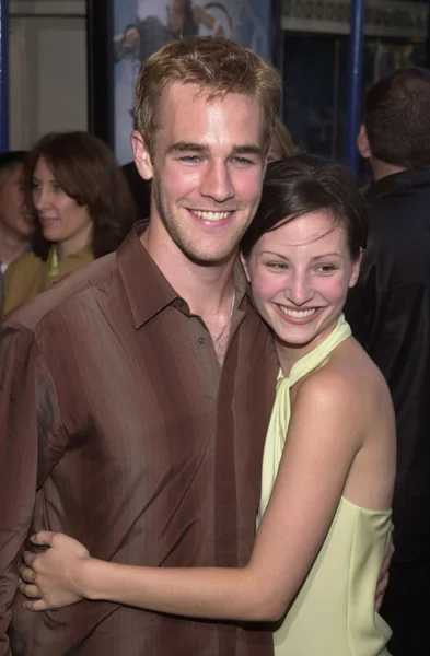 James Van Der Beek and date — Stock Photo, Image