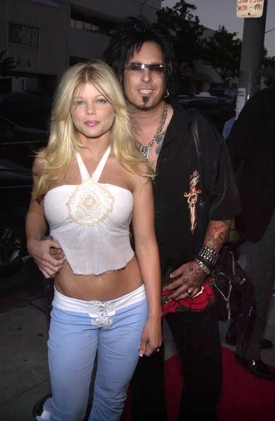 Donna D'Errico e Nikki Sixx — Foto Stock