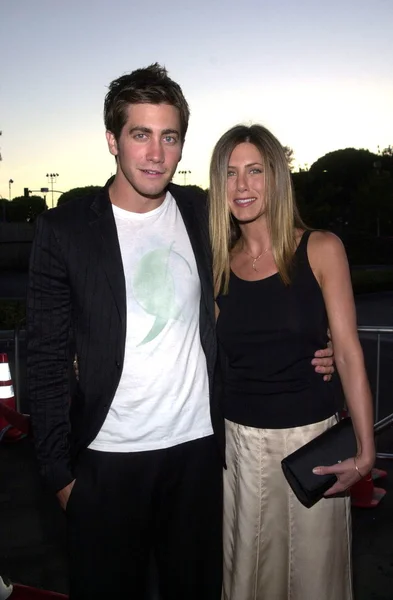 Jake Gyllenhaal e Jennifer Aniston — Fotografia de Stock