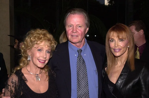 Stella stevens, jon voight ile tina louise — Stok fotoğraf