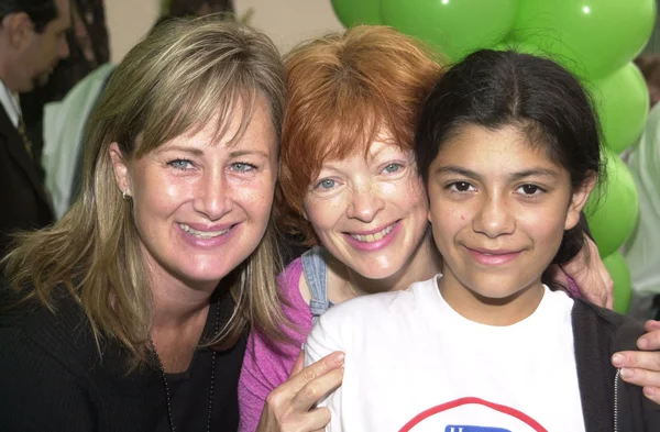Kelly Stone, Frances Fisher and a friend — Stock Photo, Image