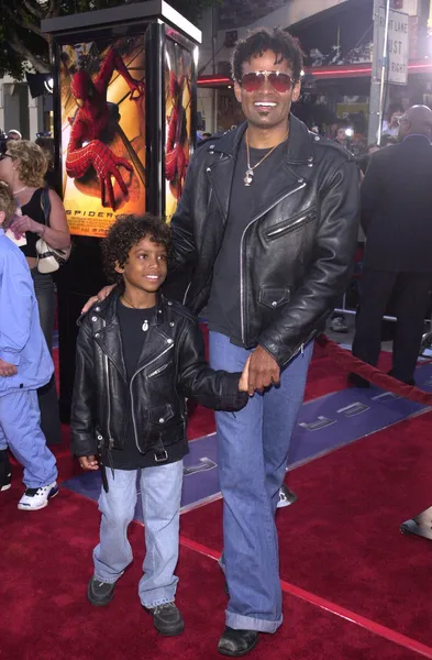 Mario van peebles en zoon — Stockfoto