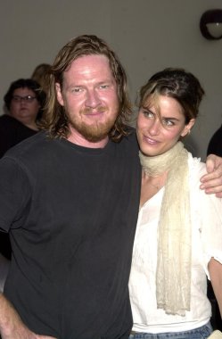 Donal logue ve amanda peet