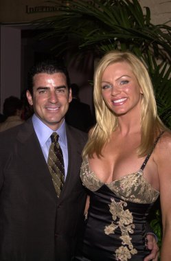 Nikki ziering ve reagan sylber