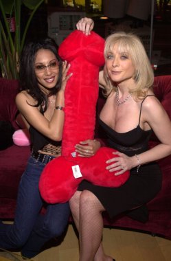Dee ve nina hartley