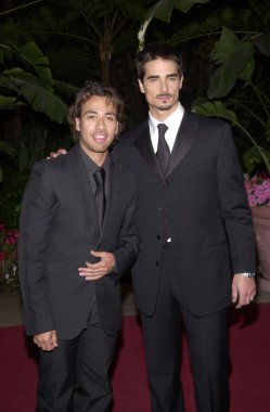 Howie ö ve kevin richardson