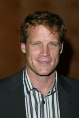 Mark Valley