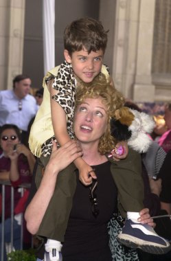 Virginia madsen ve oğlu jack