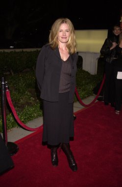 Elisabeth Shue