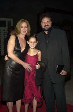 Elizabeth perkins ve aile