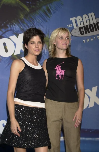 Selma Blair and Reese Witherspoon — Stock Photo, Image