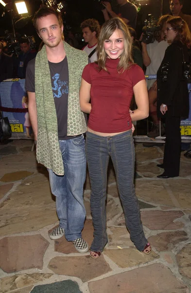 Samaire armstrong en aaron paul — Stockfoto