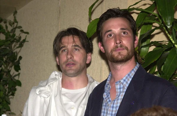 William Baldwin y Noah Wyle — Foto de Stock