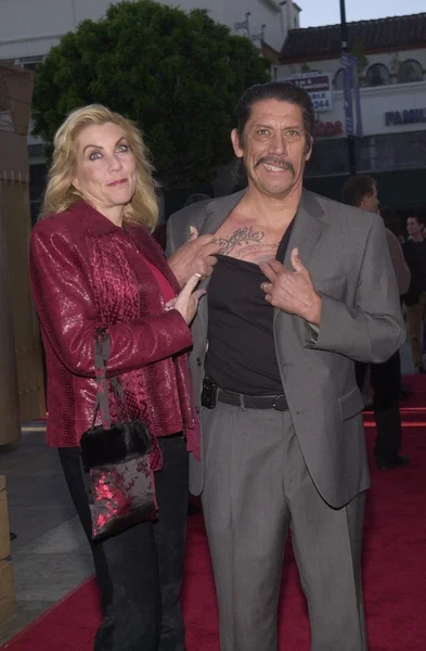 Danny trejo i żoną debbie — Zdjęcie stockowe