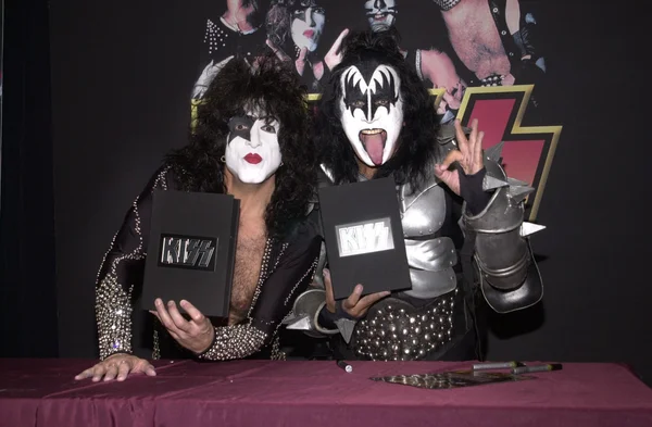 Paul Stanley and Gene Simmons — Stock Photo, Image
