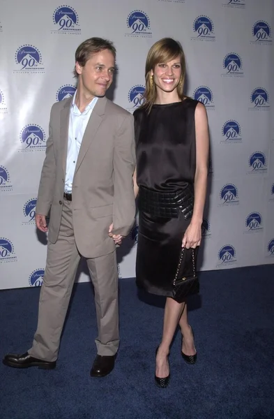 Hilary swank i chad lowe — Zdjęcie stockowe