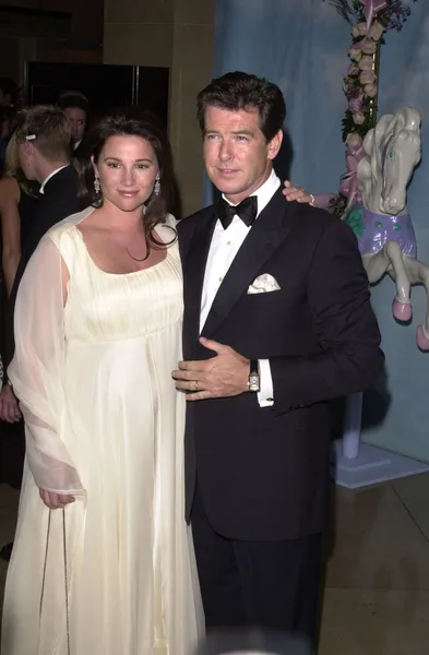 Pierce brosnan och keely shaye smith — Stockfoto